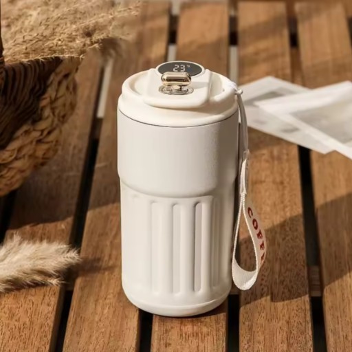 Zdjęcie oferty: Kubek termiczny z wyświetlaczem temperatury LED