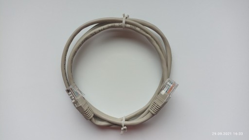 Zdjęcie oferty: Kabel sieciowy 100 Mb/s RJ45 CAT.5 UTP 1m INVAX