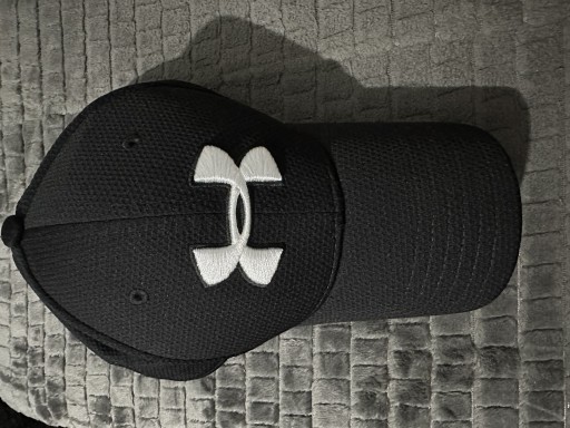 Zdjęcie oferty: Oryginalna czapka z daszkiem Under Armour