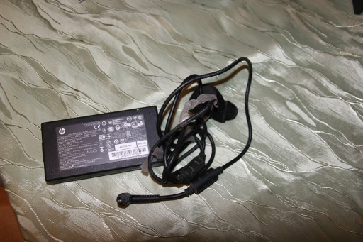 Zdjęcie oferty: Zasilacz Hp 120W do HP 19,5 V  6,15A  4,5mm 