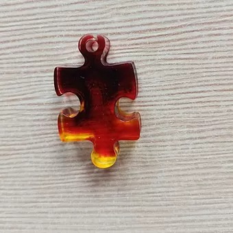 Zdjęcie oferty: Puzzel naszyjnik 