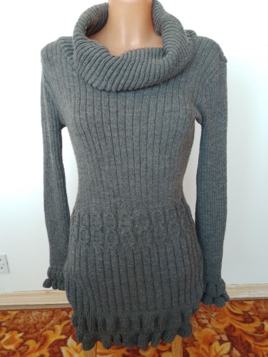 Zdjęcie oferty: Włoski długi sweter r.38/40
