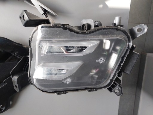 Zdjęcie oferty: Halogen, led, lampa, kratka Sportage V, 5,