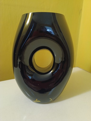 Zdjęcie oferty: Wazon szklany , desingnerski z otworem.