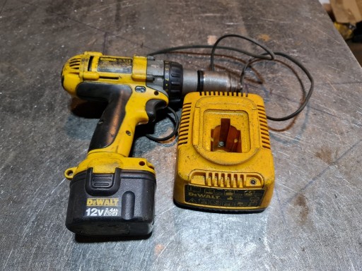 Zdjęcie oferty: Wkrętarka DeWalt DC 980 XRP -12V