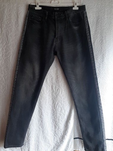 Zdjęcie oferty: Męskie jeansy czarne Jack & Jones, r.31/32