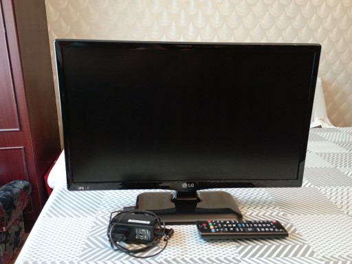 Zdjęcie oferty: Monitor 21,5" LG 22MT44DP FullHD Stan bardzo dobry