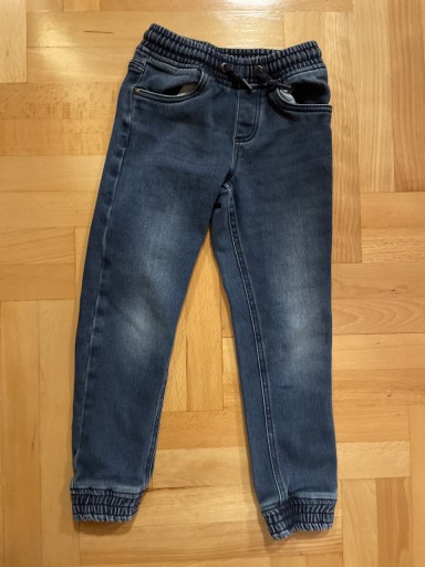 Zdjęcie oferty: Spodnie chłopięce x2 r. 134 lidl i pepco