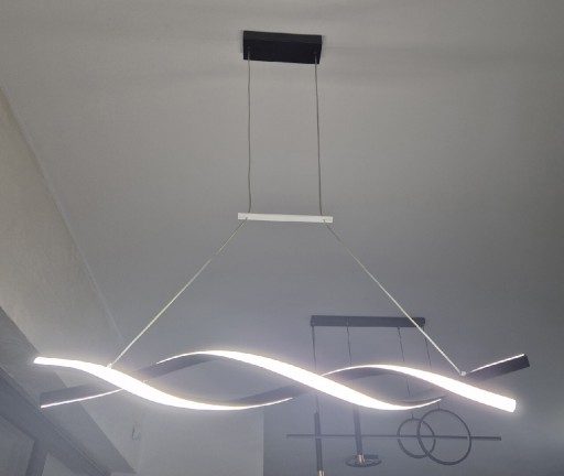 Zdjęcie oferty: Lampa sufitowa 3 barwy pilot