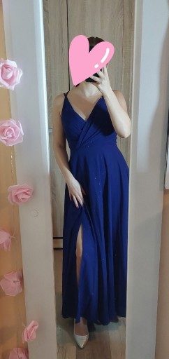 Zdjęcie oferty: Przepiękna suknia balowa długa lśniąca