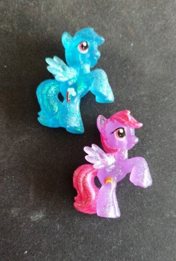 Zdjęcie oferty: My little pony 2 figurki Pegazy brokatowe