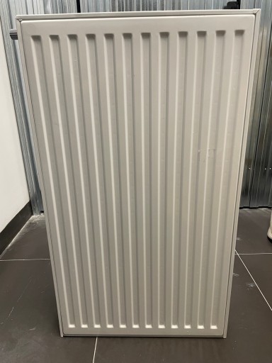 Zdjęcie oferty: Nowy grzejnik 60 x 60 ** Radson ** Kompletny