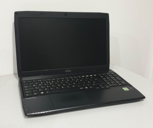 Zdjęcie oferty: Laptop FS 15,6 i5 4x3,2 4gb 120 SSD sprawny 100%