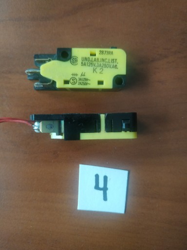 Zdjęcie oferty: Mikroprzełączniki krańcówki.