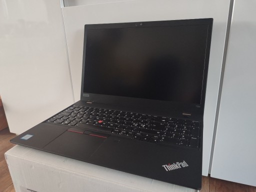 Zdjęcie oferty: Lenovo ThinkPad T590 15,6" WIN11 i7-8565U 40GB 512