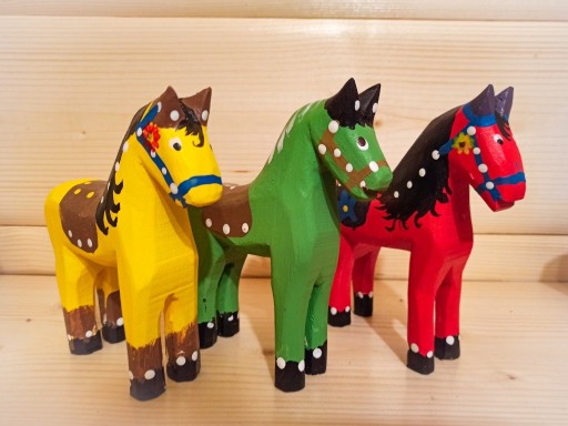 Zdjęcie oferty: Koniki drewniane folk, koń malowany ozdoba zabawka