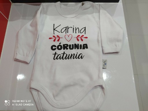 Zdjęcie oferty: Body z napisem Karina córunia tatunia, nowe, r. 62