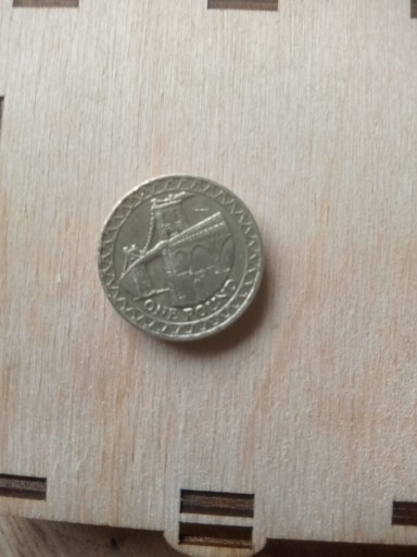 Zdjęcie oferty: Moneta Elizabeth II one Pound gruba 2005