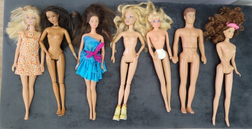 Zdjęcie oferty: Lalki Barbie 6+ Ken +akcesoria 1966 ,1998 ,1999 