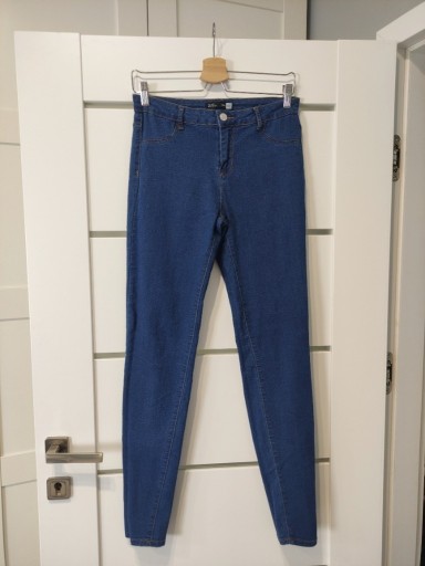 Zdjęcie oferty: Spodnie damskie Sinsay jeansy skinny rozmiar M