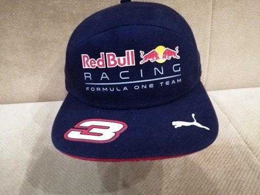 Zdjęcie oferty: Czapka Red Bull Racing Team Daniel Ricciardo 2018
