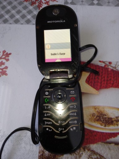 Zdjęcie oferty: Telefon motorola z klapka CFWG 1000 CD-antyk