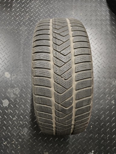 Zdjęcie oferty: Opona zimowa Pirelli Sottozero 225/50/R17