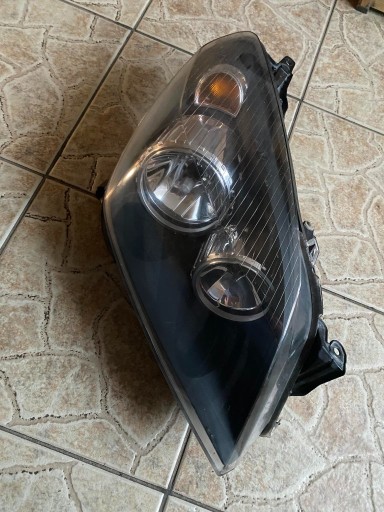 Zdjęcie oferty: Lampa samochodowa Opel Astra H 