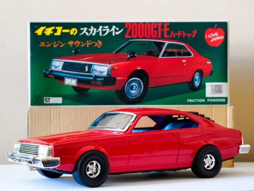 Zdjęcie oferty: Autko Nissan Skyline 2000GT-E Stara Zabawka