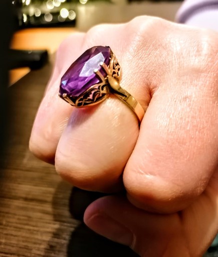 Zdjęcie oferty: Piękny złoty pierścionek Warmet