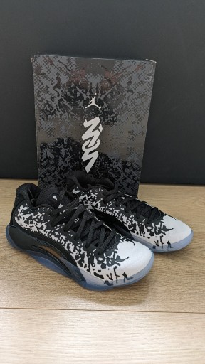 Zdjęcie oferty: Buty Nike Air Jordan Zion 3 rozmiar 40 wkł. 25