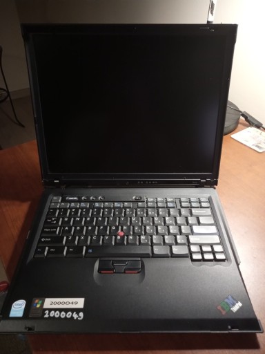 Zdjęcie oferty: IBM ThinkPad R51e !! Sprawny, BDB stan !!