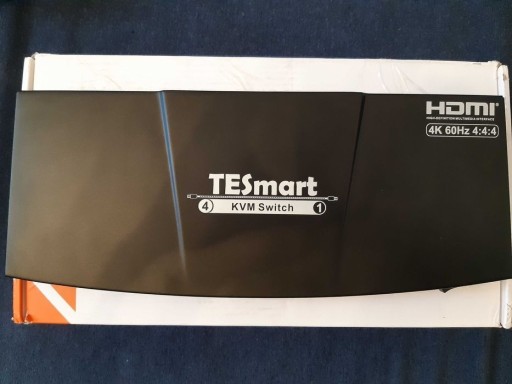 Zdjęcie oferty: TESmart 4-Port HDMI KVM 4k 60Hz