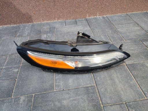 Zdjęcie oferty: Jeep Cherokee KL lampa przednia prawa P68157102AO