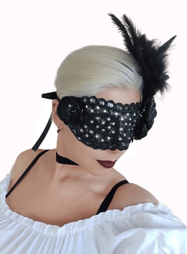 Zdjęcie oferty: Maska karnawałowa maskaradowa wenecka damska pióra
