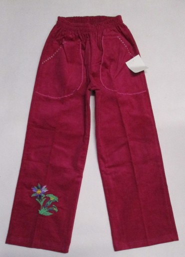Zdjęcie oferty: Spodnie  sztruksowe  amarant rozmiar 122
