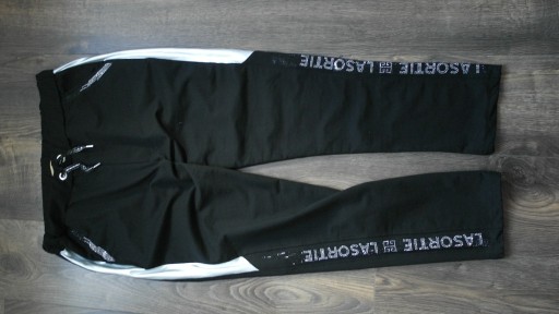 Zdjęcie oferty: Spodnie czarne zdobione 48