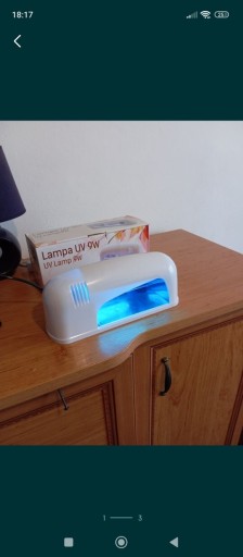 Zdjęcie oferty: Lampa UV 9 W do paznokci 