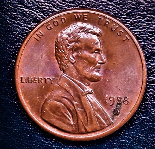 Zdjęcie oferty: LINCOLN  CENT--1988--D--USA -BŁĄD-100 OBROTÓW/min