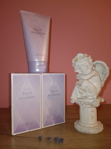 Zdjęcie oferty: Woda perfumowana EVE Alluring Avon 