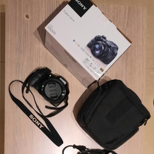 Zdjęcie oferty: SONY Aparat CyberShot DSC HX 300 z torbą