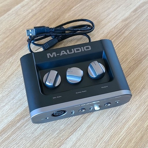 Zdjęcie oferty: M-Audio Fast Track - karta dźwiękowa interfejs