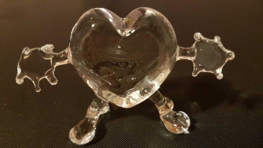Zdjęcie oferty: Serce ze szkła ręcznie robione, dostępnych 5 szt.