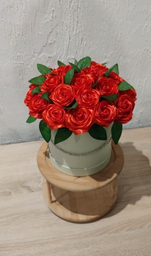 Zdjęcie oferty: Flowerbox wieczne róże Dzień Matki urodziny