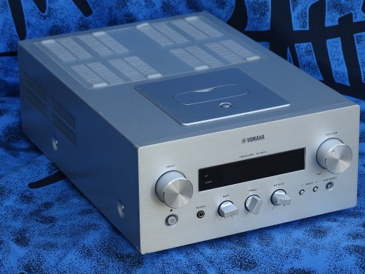 YAMAHA R840 amplituner stereo nie włącza się | Gorzów Wielkopolski ...