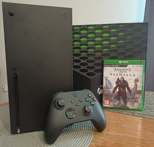 Zdjęcie oferty: XBOX Series X plus ASSASSIN'S CREED VALHALLA PL bez pada