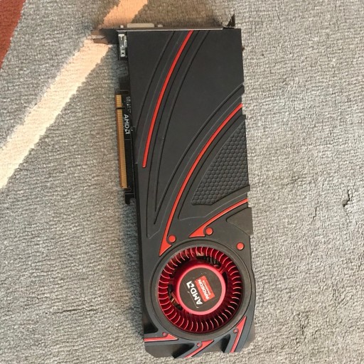 Zdjęcie oferty: Radeon r9 290x 4gb uszkodzona