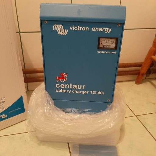 Zdjęcie oferty: Ładowarka Victron Centaur 12V 40A