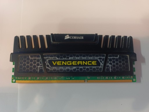 Zdjęcie oferty: Pamięć RAM Corsair 16GB DDR3 1600 MHz (2x8GB)