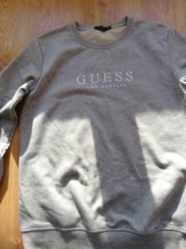 Zdjęcie oferty: Bluza Guess rozm M